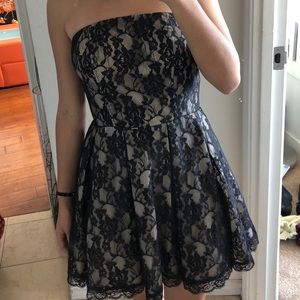 Lace Strapless Dress Black Nude Small